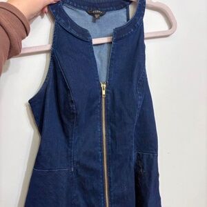 Guess Jean top